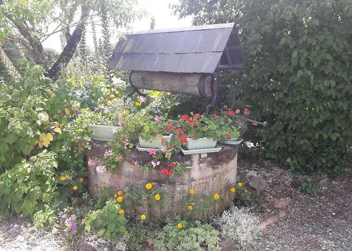 Independant Avec Piscine Couverte Coulaines